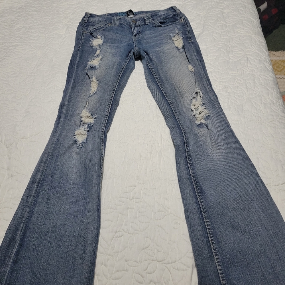 Aryia jeans